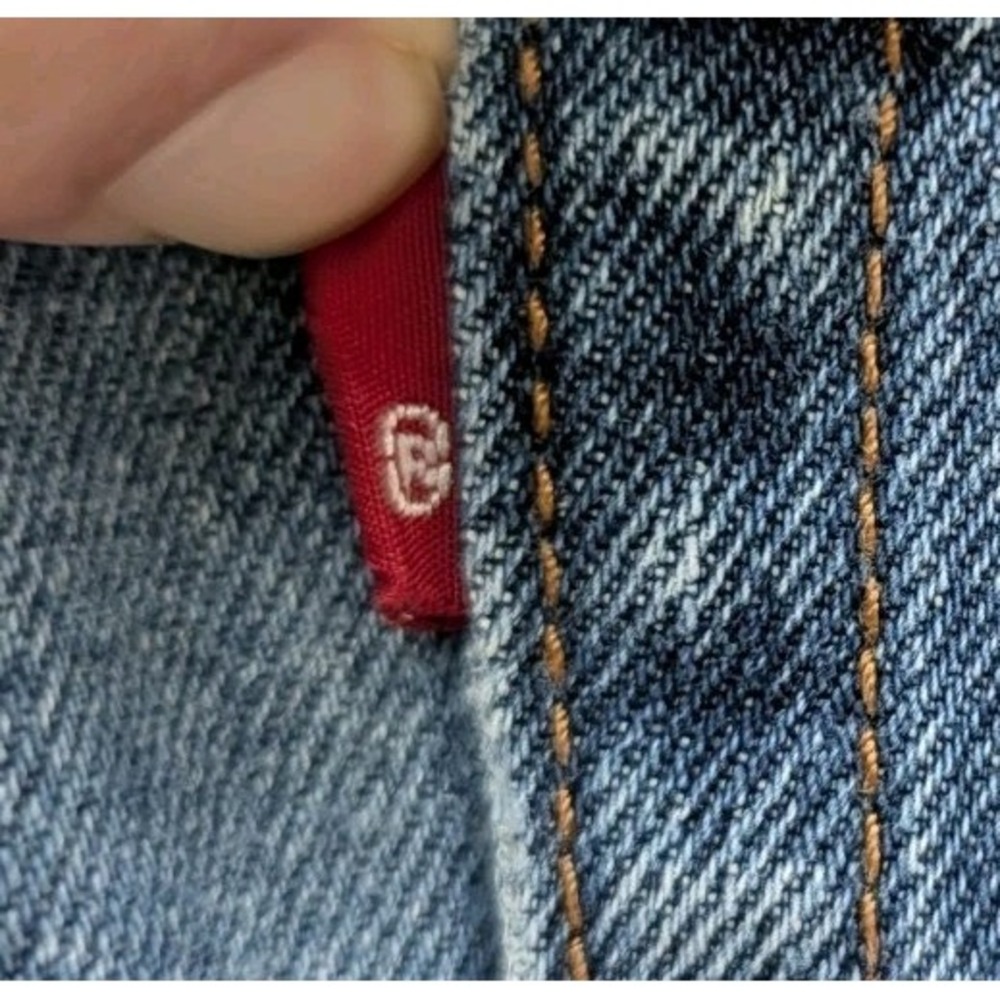 Levi's 560 Loose Fit Comfort Tapered Blue Denim Jeans Men's 38x30 Medium Wash - Picture 6 of 12